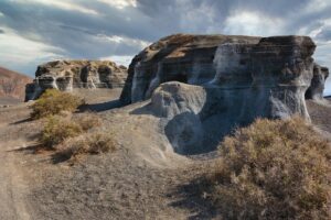 Lanzarote Travel Guide: Experience the Island's Stunning Landscapes and Vibrant Local Culture