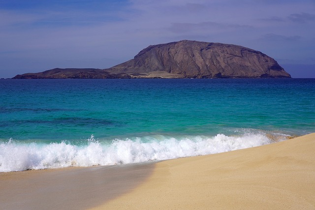 Lanzarote Unplugged: Discover the Island's Hidden Treasures and Unique Experiences Awaiting You